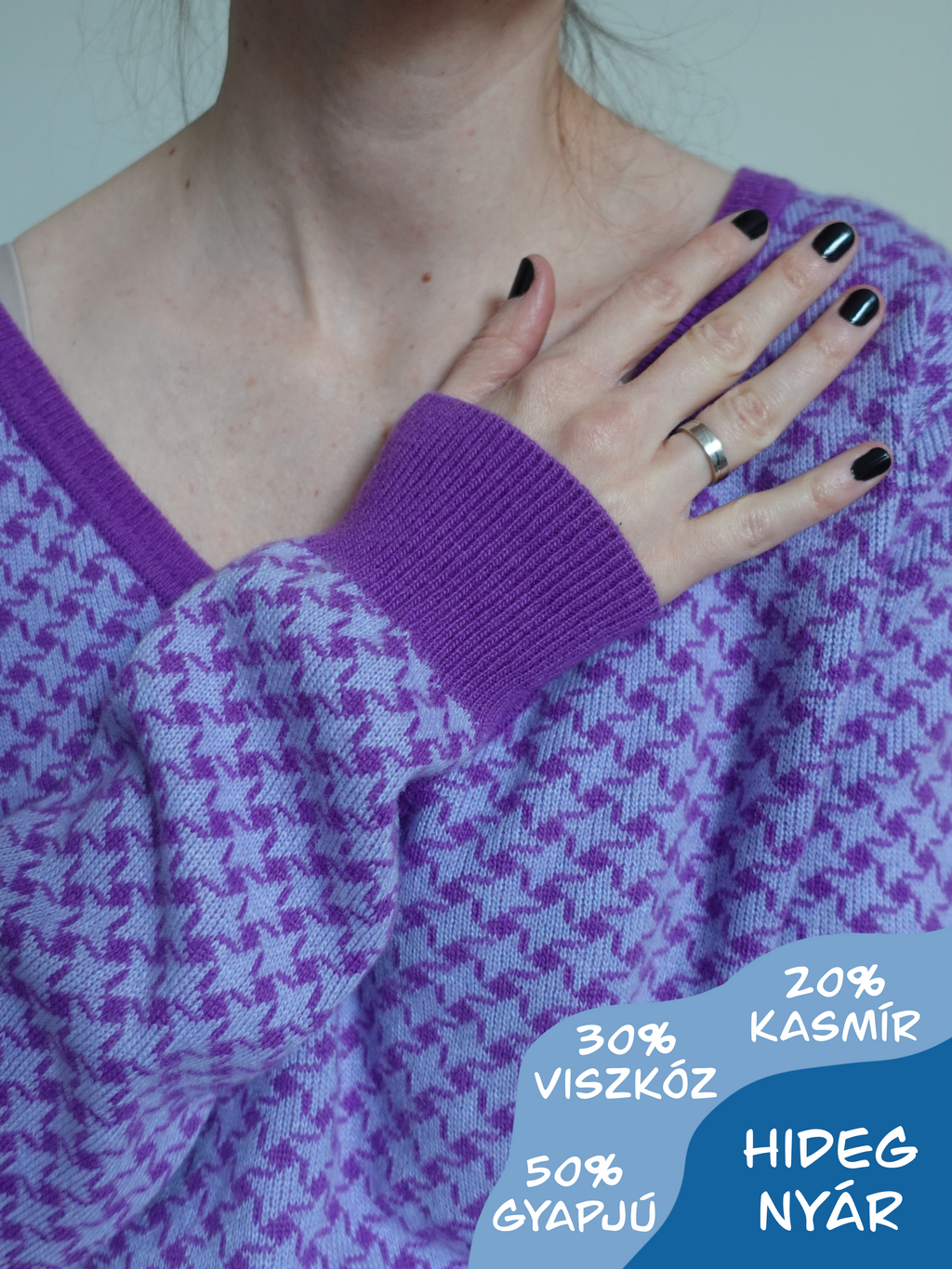Lila mintás gyapjú-kasmír pulcsi
